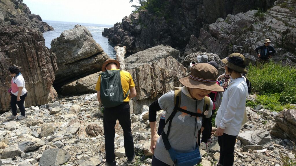 神之倉庫海嘯石