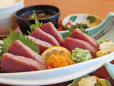 鰹刺身定食