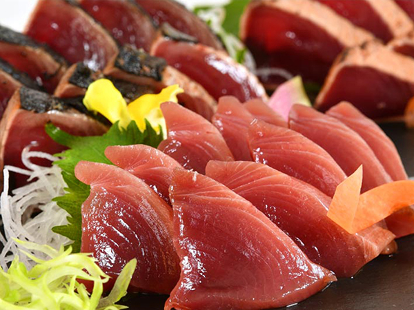 かつお一本釣り漁船『亀洋丸』お刺身用トロかつおとかつおタタキのセット