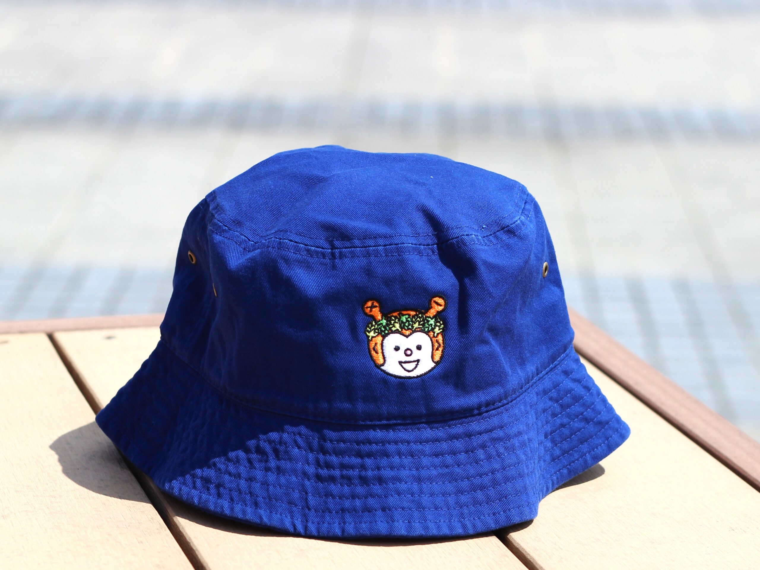 バケットハット